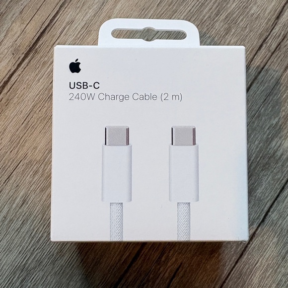 Apple USB-C Charge Cable 240 W 2M Length, Model: A2794, MYQT3AM/A - Picture 9 of 9